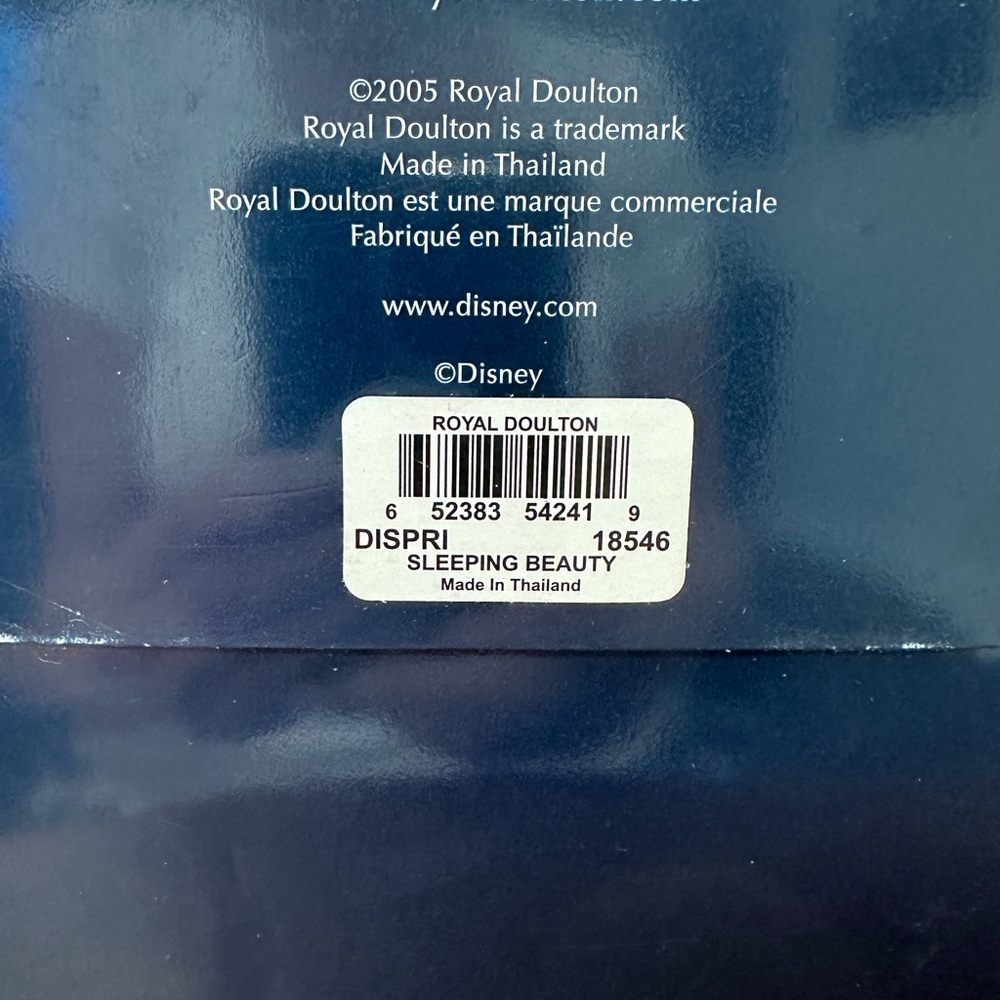 Royal Doulton Sleeping Beauty Princess Figurine 7” NIB - Picture 6 of 6
